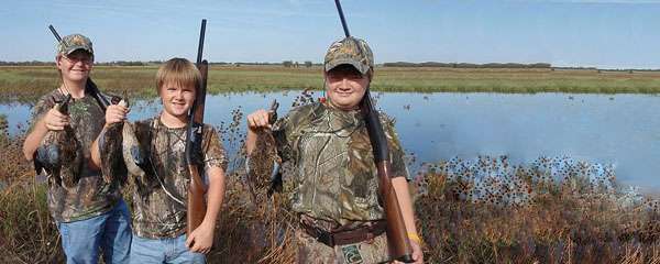 YOUTH-WATERFOWL-SEASON-JUST-AROUND-THE-CORNER